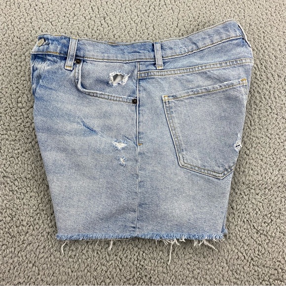 Rails Women's The Zuma Cut-Off Distressed Raw Hem Shorts  |  Size:  28 - Picture 5 of 15